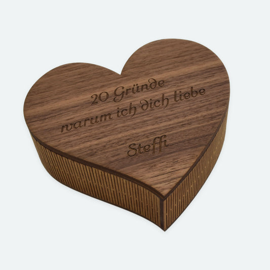 Herzbox mit Liebesbotschaften