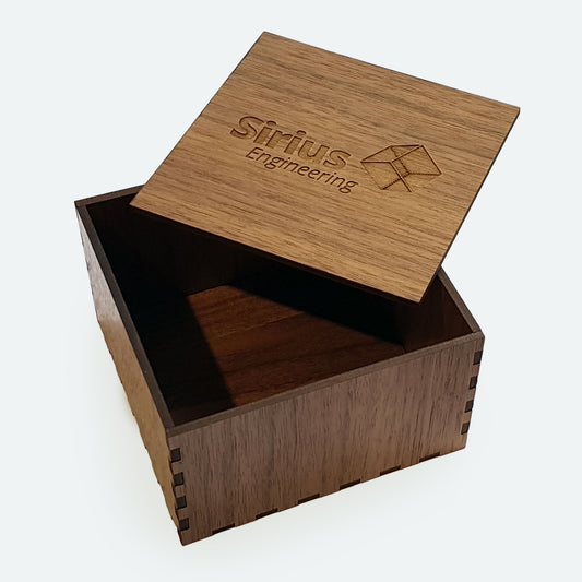 Holzbox (106 x 66 x 106 mm)