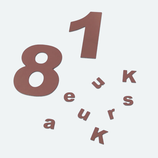 Zahlen und Buchstaben zum Kleben