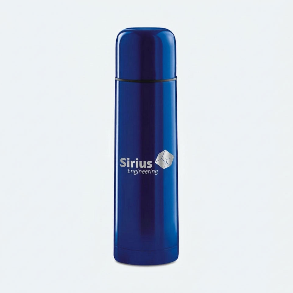 1 Liter Thermosflasche in blau, mit Laserbeschriftung "Logo Sirius Engineering"